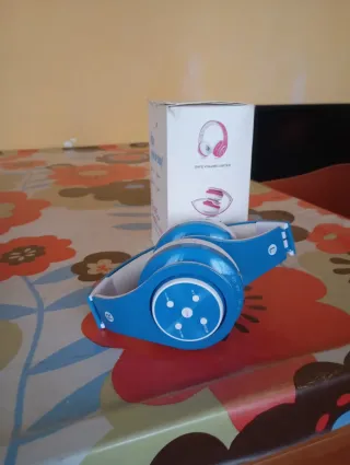 Auriculares Azul y Blanco