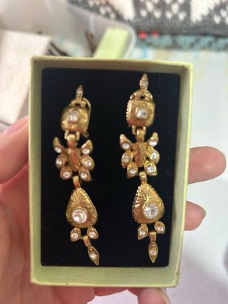 Pendientes y Joya Baturra Dorados, Adrezo huertana