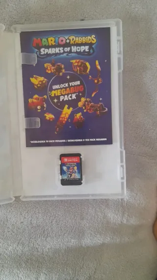 Nintendo Switch + 2 Giochi