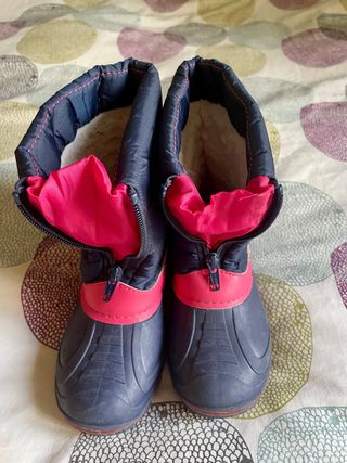 Botas impermeables talla 29