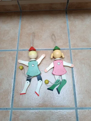 Marionetas vintage de madera