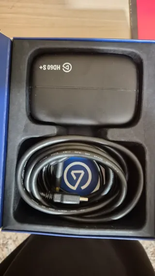 Capturadora Elgato HD60 S+