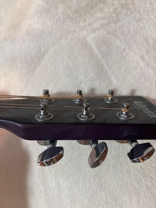 Guitarra Acústica Admira Morada