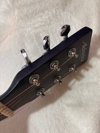 Guitarra Acústica Admira Morada