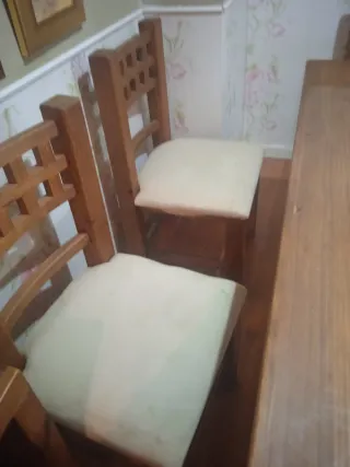 Mesa comedor y 4 sillas madera y cristal