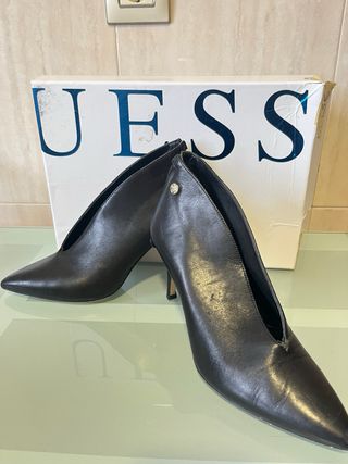 Botín Guess Piel Negro Talla 37