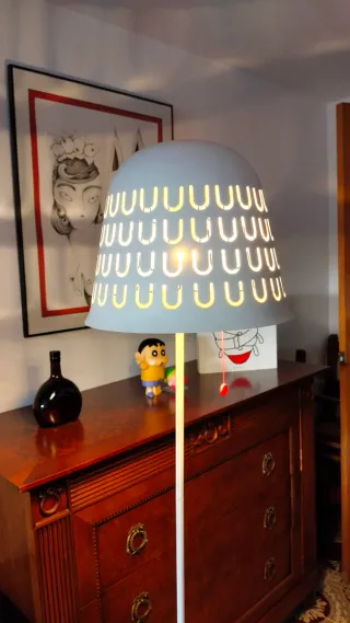 Lámpara de pie blanca Ikea