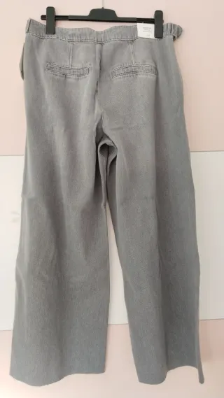 Pantalones vaqueros grises anchos