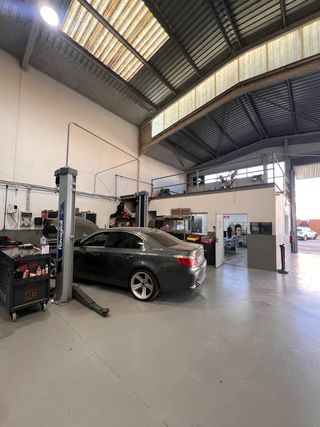 Traspaso Taller mecanica Alaquas