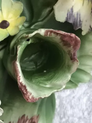 ANTIGUO PORTAVELAS CANDELABRO FLORAL METAL ITALIA