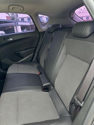 Opel Astra J 140cv 2012