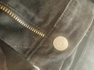 Pantalón vaquero recto color negro Levi's