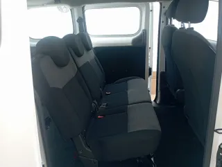 Nissan NV200 2019