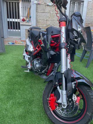 Benelli TNT 125 2017 Negra