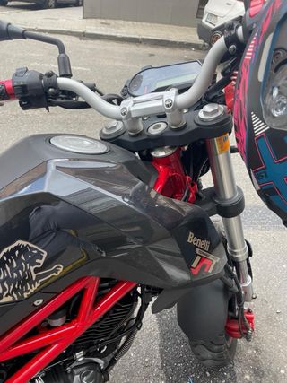 Benelli TNT 125 2017 Negra