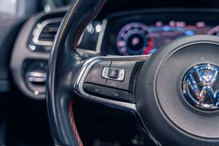 Volkswagen Golf GTI Performance (2018)