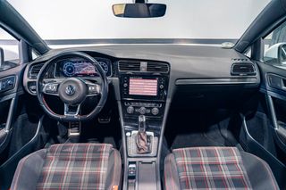 Volkswagen Golf GTI Performance (2018)