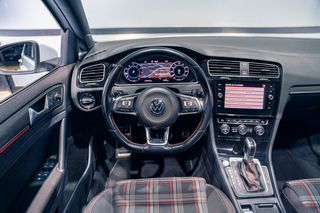Volkswagen Golf GTI Performance (2018)