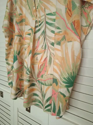 Blusa estampada tropical – Primark – Talla 2XL