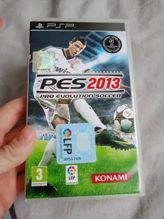 Pro Evolution Soccer 2013 PSP