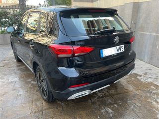 MG ZS 2024 hybrid+ 1.5HEV