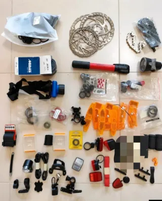 Lote piezas bicicleta.