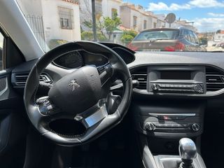 Peugeot 308 2019