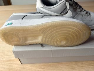 Nike Air Force 1 Gris y Turquesa
