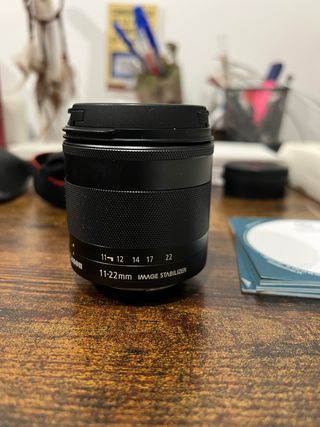 Canon EF-S 11-22mm f/4-5.6 IS STM