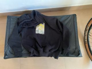 Sudadera negra con estampado Vicent van Gogh