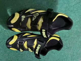 Zapatillas Ciclismo Luck Negras y Amarillas