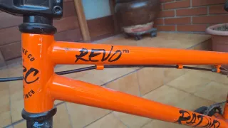 Bicicleta BMX Freestyle Revo 20