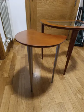 Mesa y taburete madera y cristal