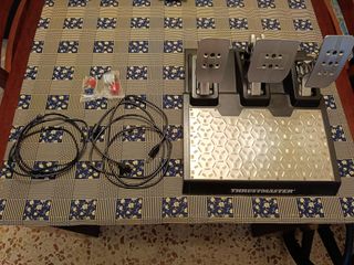 Thrustmaster EVO 32R + T-LCM Pedals