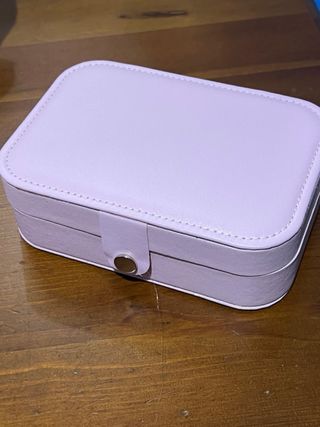 Nuovo organizer medio in simil pelle per gioielli