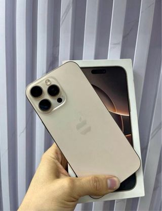 iPhone 16 Pro Max Dorado