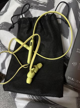 Beats Flex Auriculares Inalámbricos Amarillos