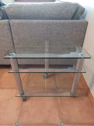 Mesa TV cristal y metal