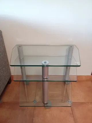 Mesa TV cristal y metal