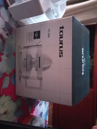 Exprimidor Taurus TC-350