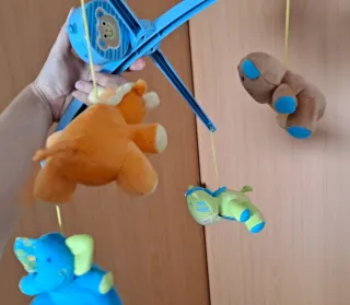 Móvil musical cuna bebé