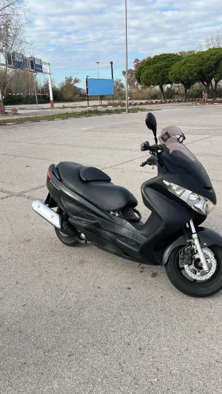 Suzuki Burgman 125 2012