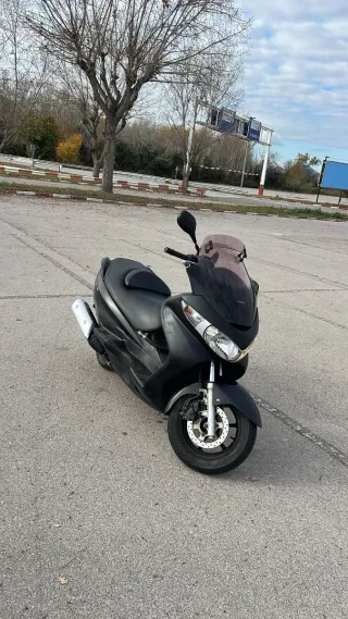 Suzuki Burgman 125 2012