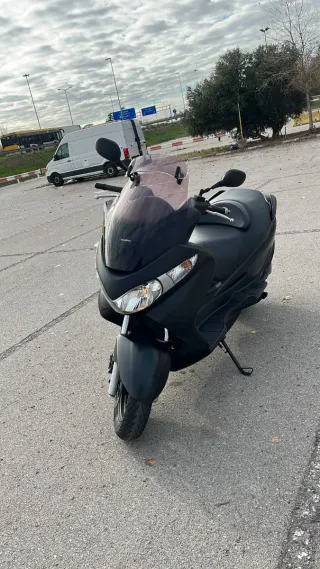 Suzuki Burgman 125 2012