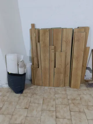 Tarima flotante madera. Unos 8 m° con aislante