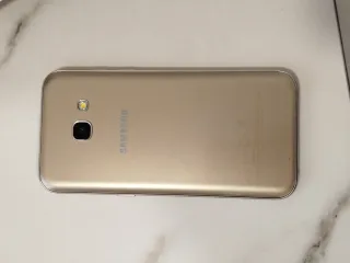 Samsung Galaxy A3 Dorado