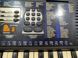 Piano Yamaha Teclado psr195