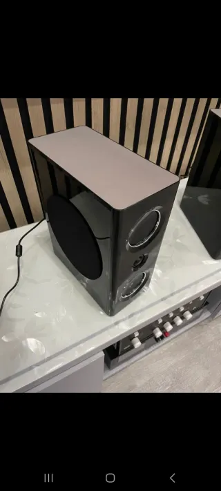 Altavoces LG Autoamplificados 160W Negros