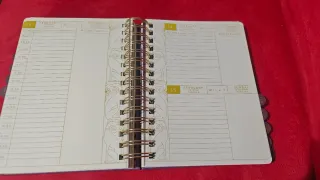 Agenda morada