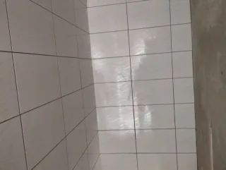 Alicatador profesional con 20 año de experiencia